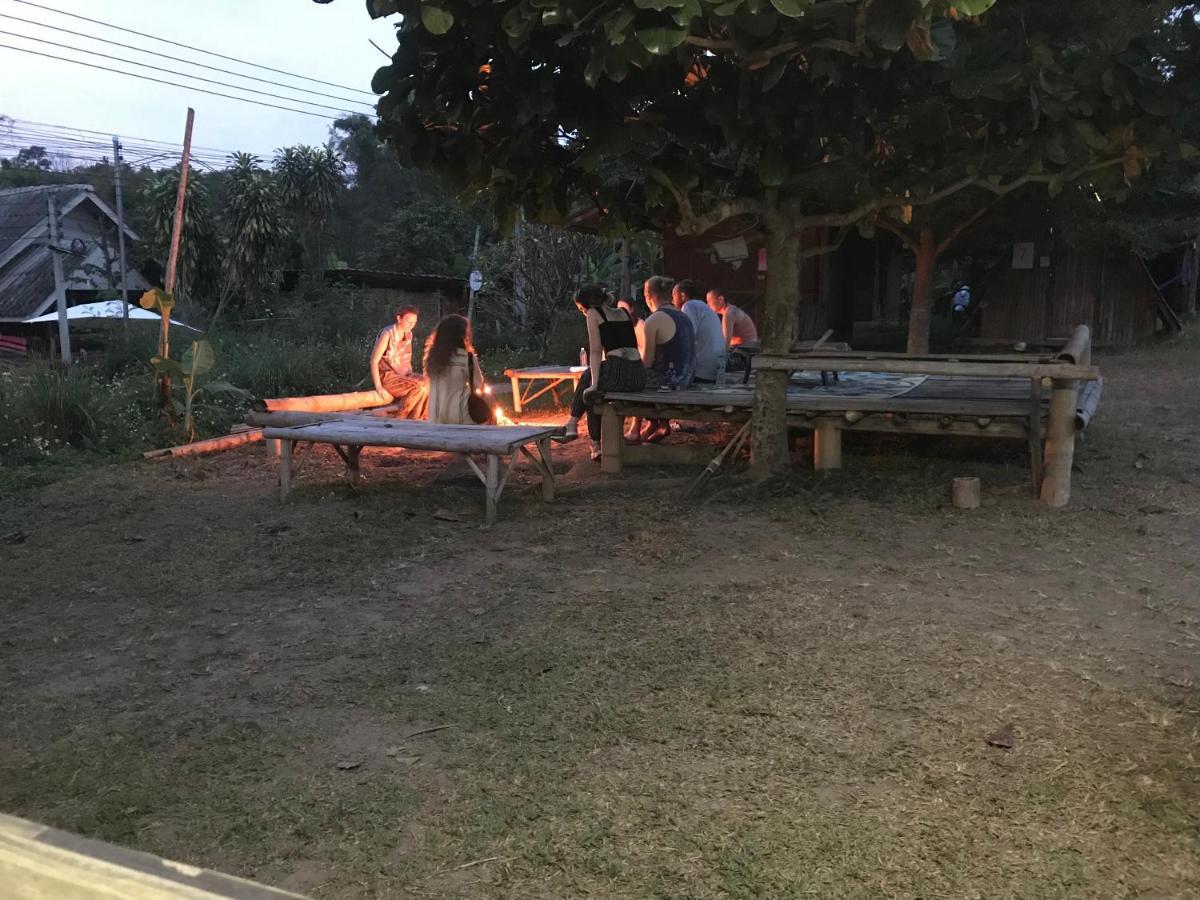 منزل الضيف Pai Sleepy Hut المظهر الخارجي الصورة